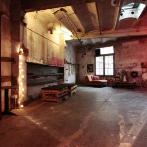 Industrial Style Loft15